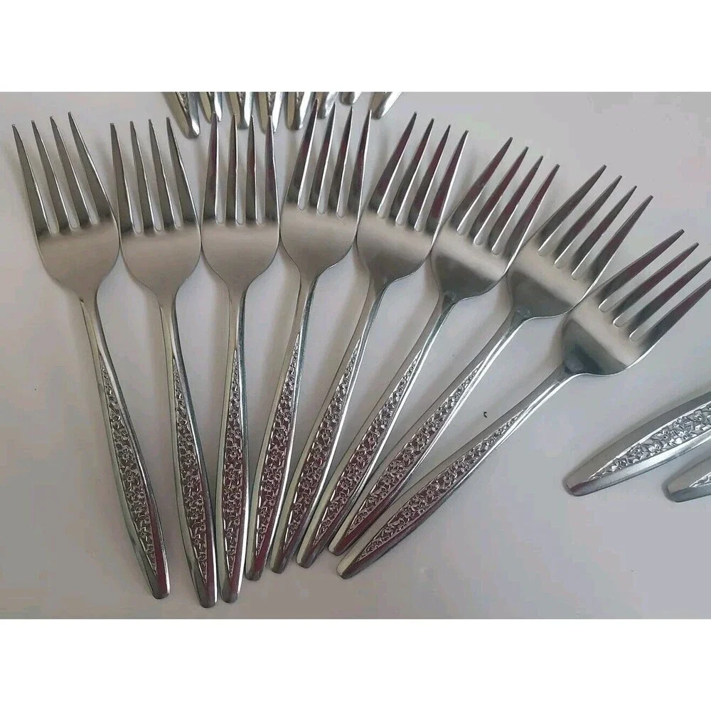 New Superior Stainless USA Radiant Rose 50 Peice Service For 8 + Serving Spoons